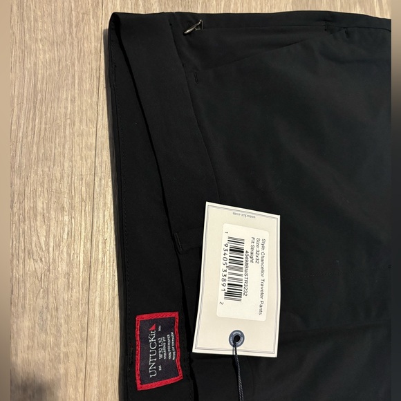 UNTUCKit Traveler Tech Pants - Picture 2 of 4
